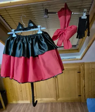 Disfraz Gata artesanal: Falda, accesorios, antifaz