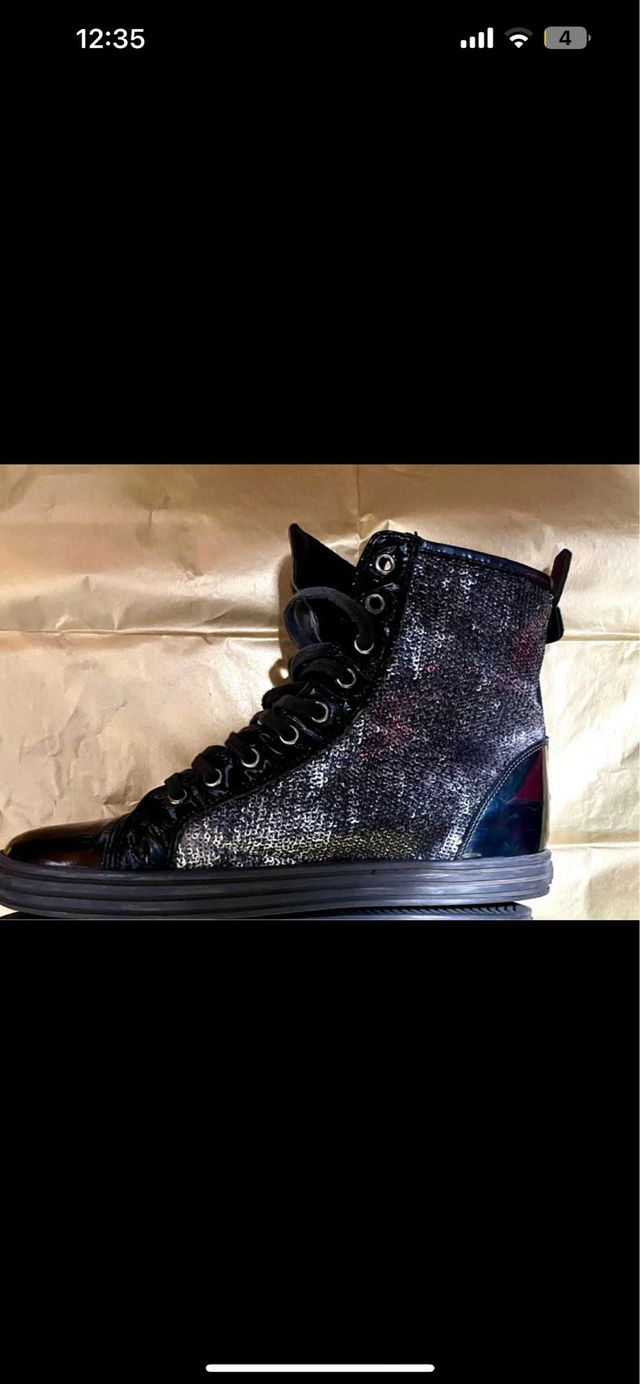 Sneakers Hogan alte da donna in pelle nere e argentate