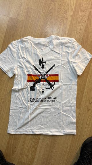 Camisa blanca con estampado