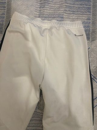 Chándal Real Madrid Adidas Blanco y Morado