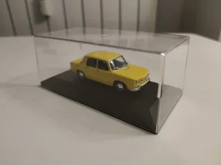 Renault 8 1:43