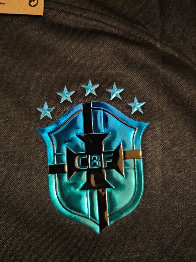 Camiseta Nike Brasil Negra y Azul Talla M