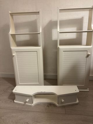 Muebles de baño con estantes blanco lacado
