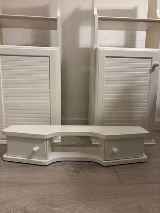 Muebles de baño con estantes blanco lacado