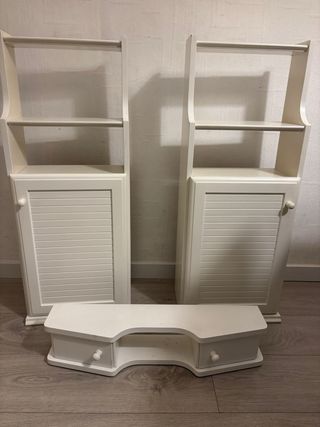 Muebles de baño con estantes blanco lacado