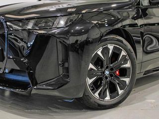 BMW iX xDrive45 300 kW (408 CV)