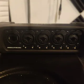 Cajetín Audio/DMX XLR a RJ45 4in/4out