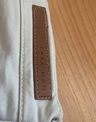 Pantalón chino Zara beige