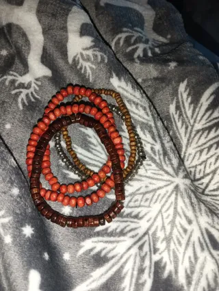 Pack 4 Pulseras Madera y Metal