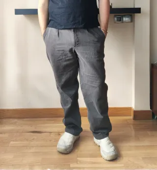 Pantalón de pinzas Emidio Tucci