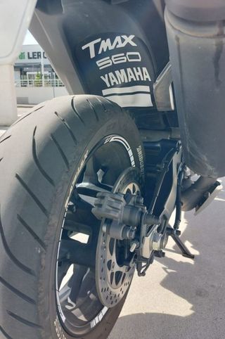 Pegatinas paso ruedas Yamaha TMAX 560