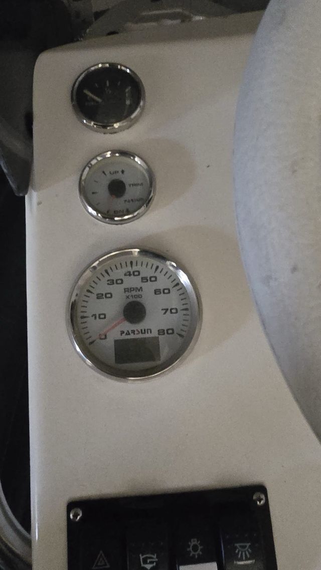 Semirrígida Azura con motor