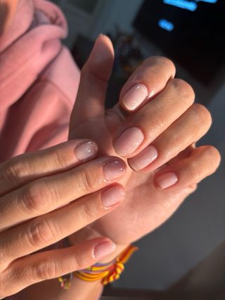 MANICURAS Y PEDICURAS