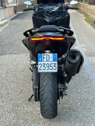 Yamaha TMAX 560