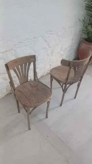 Set di 2 sedie stile Tonet in legno