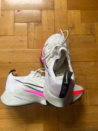 Nike Air Zoom Tempo Next% Blancas Talla 43