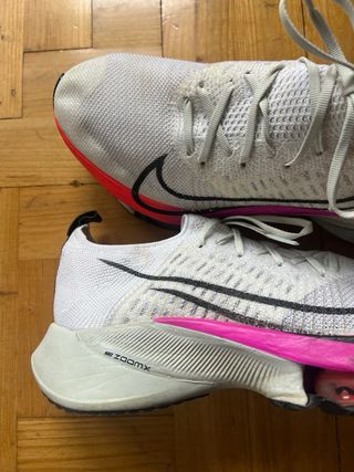 Nike Air Zoom Tempo Next% Blancas Talla 43