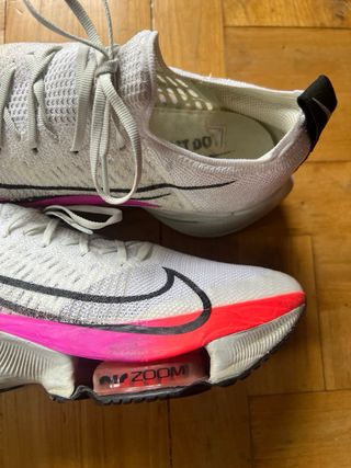 Nike Air Zoom Tempo Next% Blancas Talla 43