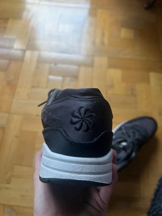 Nike Air Max 1 Essential Talla 44.5