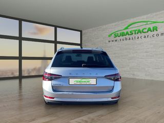 SKODA SuperB SuperB Combi 2.0 TDI 110kW (150CV) DSG Style