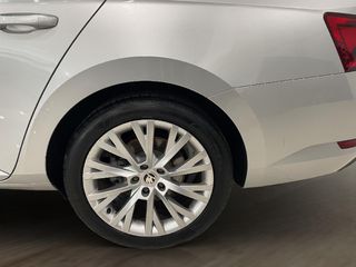 SKODA SuperB SuperB Combi 2.0 TDI 110kW (150CV) DSG Style