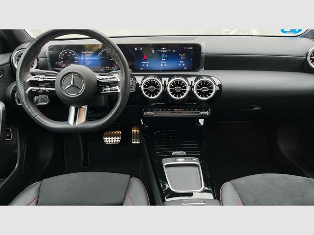 Mercedes Benz Clase A A 250 e Sedán