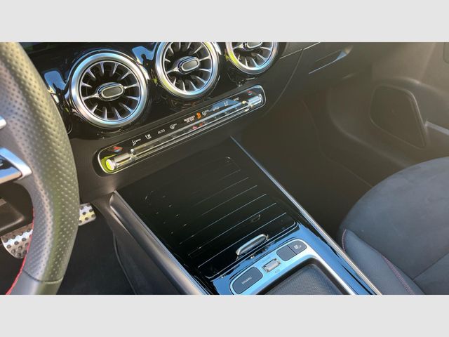 Mercedes Benz GLA GLA 200 D