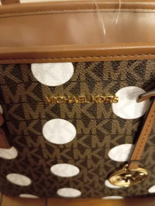 Bolso y billetera Michael Kors