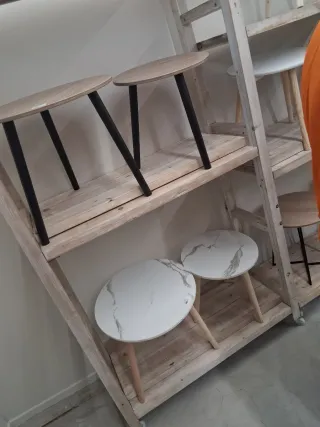 2 Tavoli Ausiliari 2× 25€ 1 grande e 1 piccolo