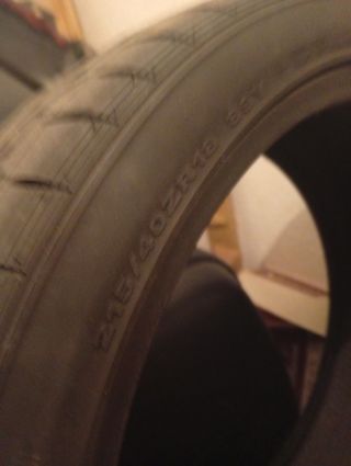 Neumático Hankook 215/40/18