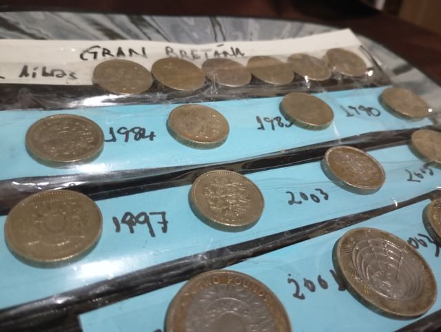 Lote 17 monedas 1 y 2 libras Gran Bretaña