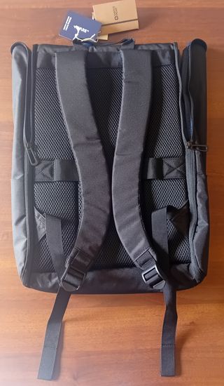 Zaino sponsor Regina Giro d'Italia molto capiente