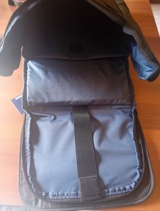 Zaino sponsor Regina Giro d'Italia molto capiente