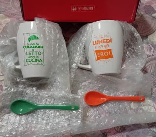 Tazze mug da colazione in ceramica con cucchiaino