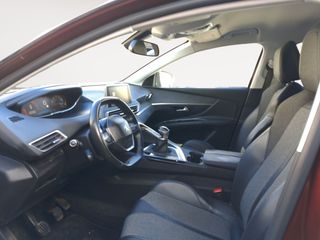 Peugeot 3008 1.2 PureTech 130 Allure