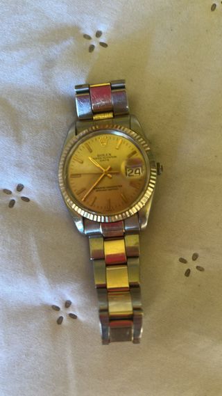 Reloj Rolex Date - Esfera Dorada