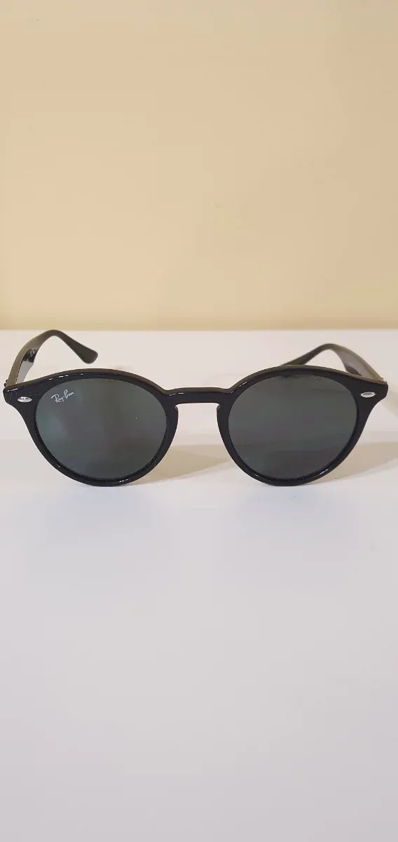 Ray-Ban RB 2180 Gafas de Sol Negras 49mm