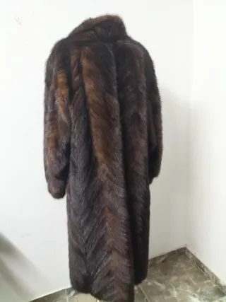 Abrigo largo tipo visón