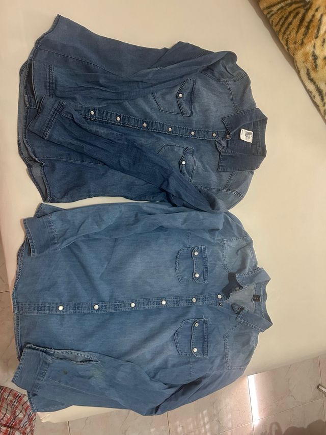 Camisas vaqueras azules