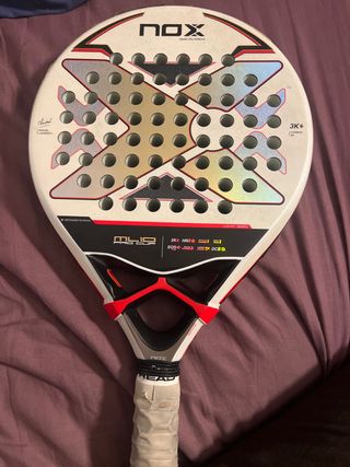 Pala de pádel NOX ML10 Pro Cup. Con rotura central