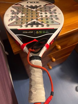 Pala de pádel NOX ML10 Pro Cup. Con rotura central