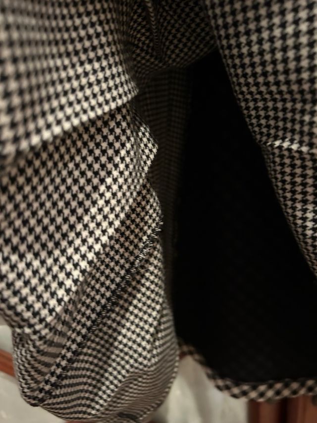 Falda Zara cuadros blanco y negro