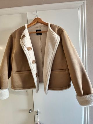 Chaqueta efecto ante forrada borreguillo