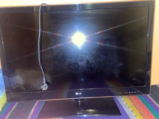 Televisor LG Negro 37”