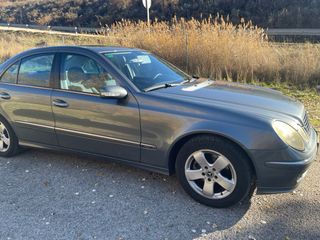 Mercedes-Benz w211 2005