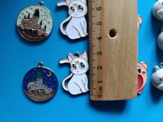 Lote abalorios frikis para bisutería