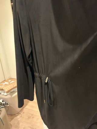 Chaqueta Zara efecto ante negra
