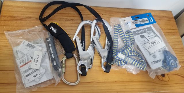 Arnés de trabajo PETZL