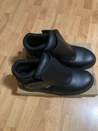 Scarpe antinfortunistiche