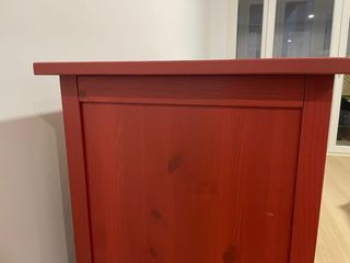 Cómoda 3 cajones roja Ikea Hemnes (Granada)